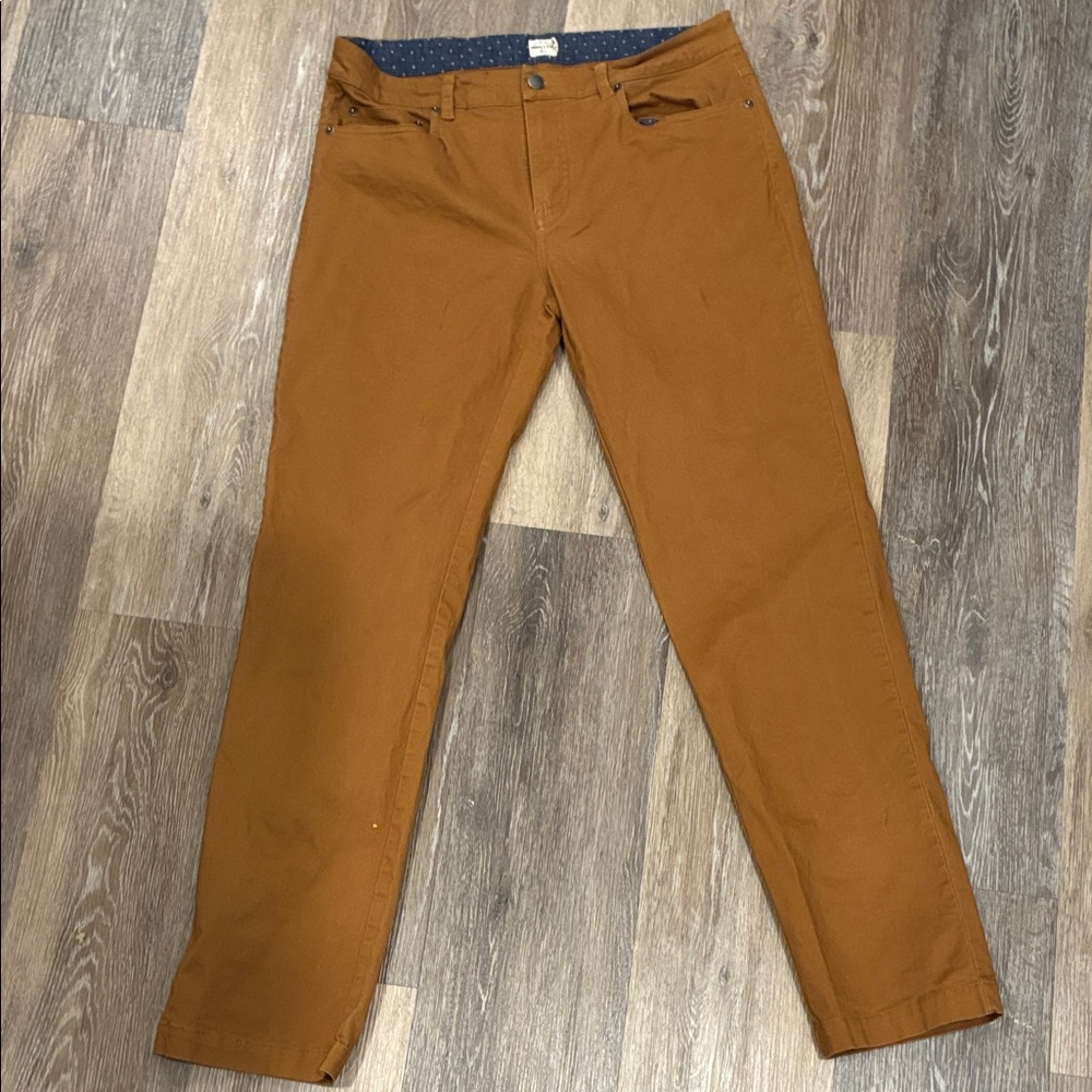 34 x 34. Bridge and Burn slacks. Made in Oregon USA. Comfortable and Stylish.